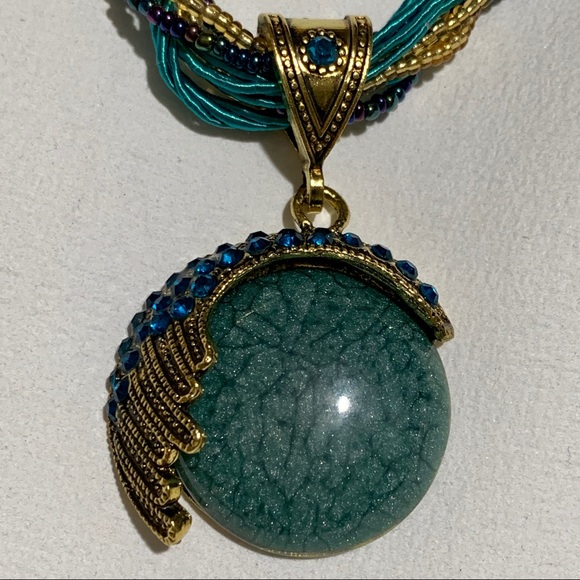 Bohemian Cats Eye Rhinestone Necklace - Picture 6 of 7